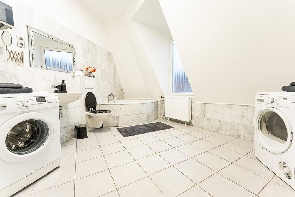Loft Mit Billard-Tisch Und Ps4 Apartman Wuppertal Kültér fotó