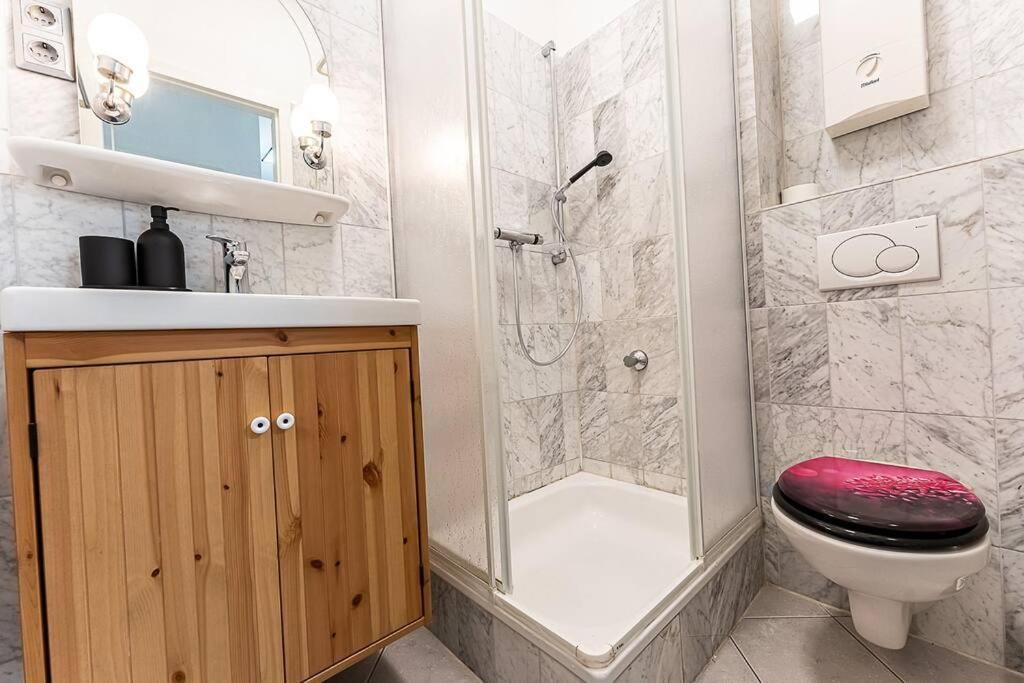 Loft Mit Billard-Tisch Und Ps4 Apartman Wuppertal Kültér fotó